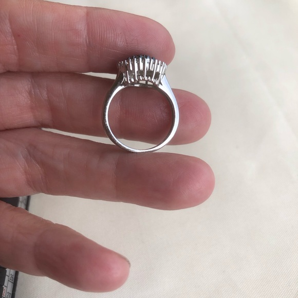 Gorgeous Blue and White Diamond 925 Ring - Picture 9 of 10